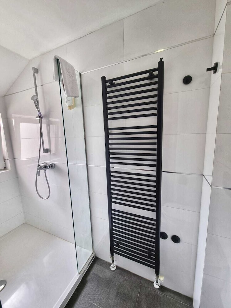 Classic Quadruple Room, 2 Twin Beds, Balcony, Annex Building - Photo 12