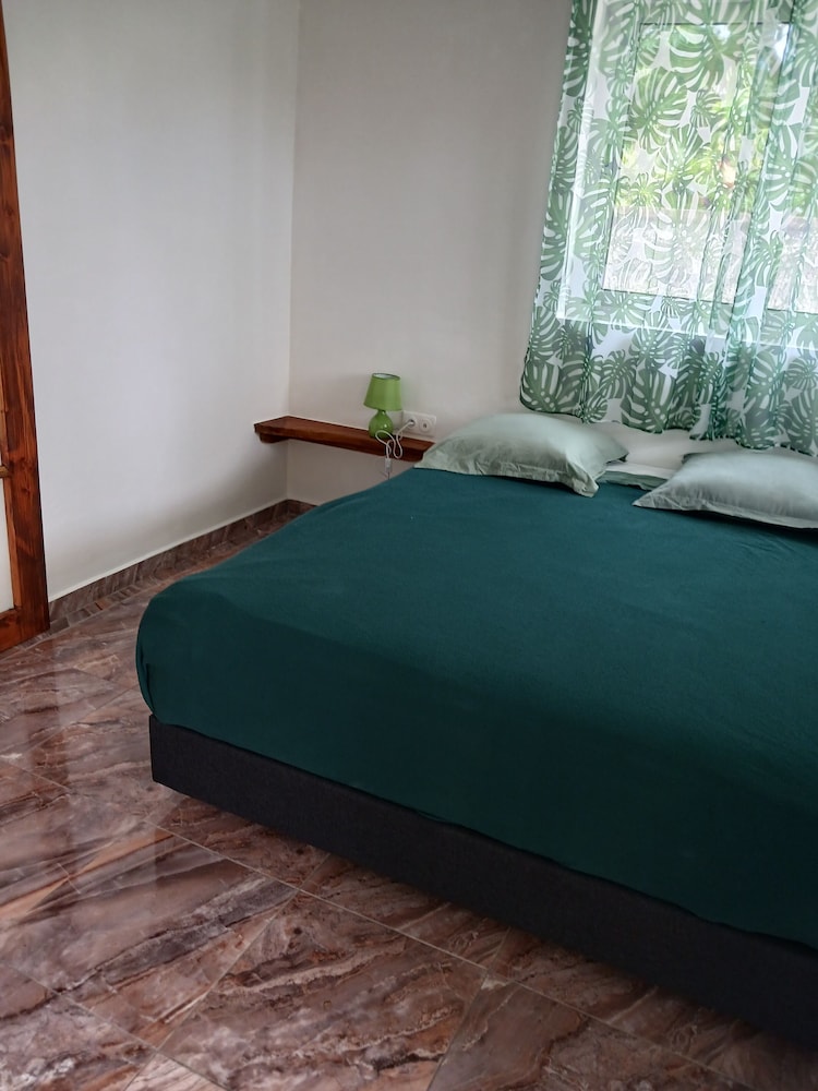 Classic Apartment, Non Smoking, Kitchenette photo 1