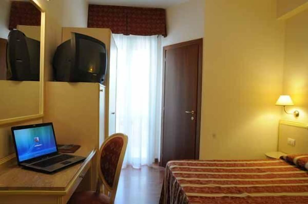 Double Room Single Use