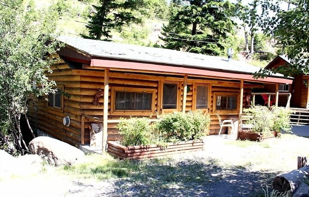 Deluxe Double Room Single Use, 2 Bedrooms photo 3