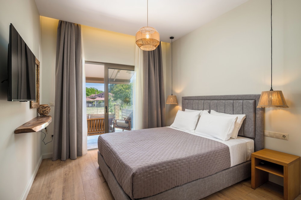 Deluxe Apartment, 2 Bedrooms, Garden View