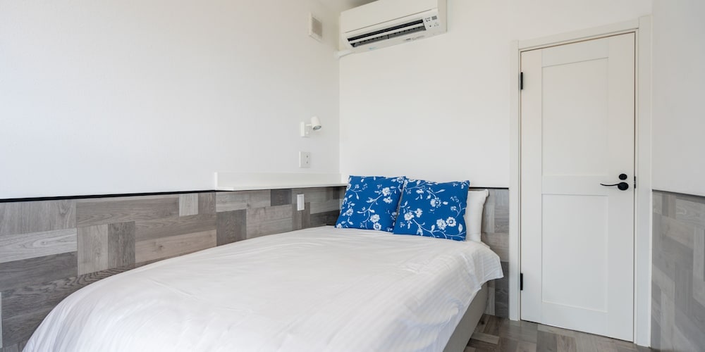 Ocean Window Room, Non Smoking - Photo 2