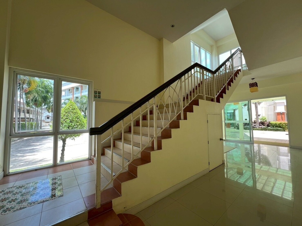 Superior Double bed with balcony (no lift building) photo 2