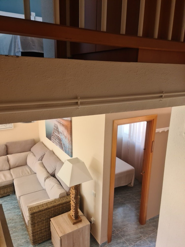 Apartment, 3 Bedrooms, Terrace photo 3