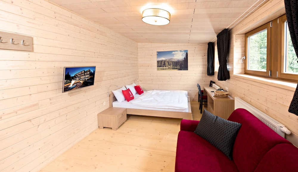 Executive Room (with sofa bed) photo 3