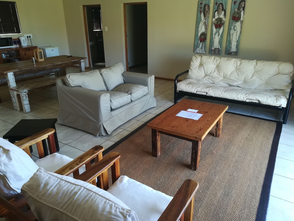 LUXURY ROOM 25 photo 3