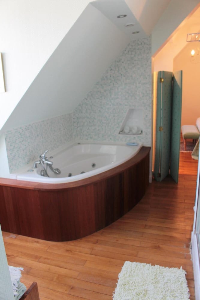 Superior Double Room, 1 Queen Bed, Park View photo 3