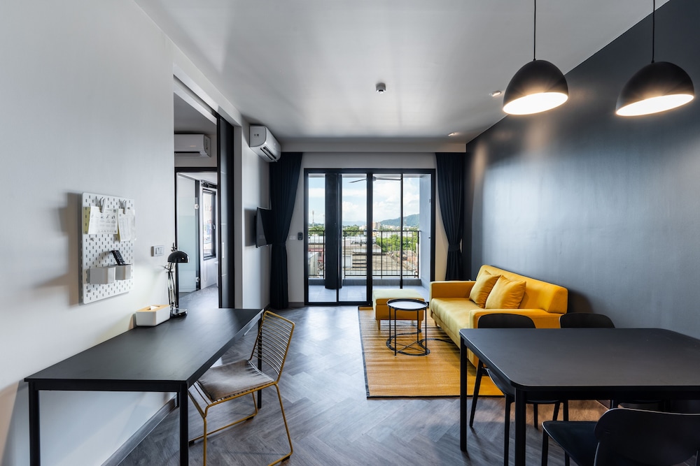 Family Studio Suite