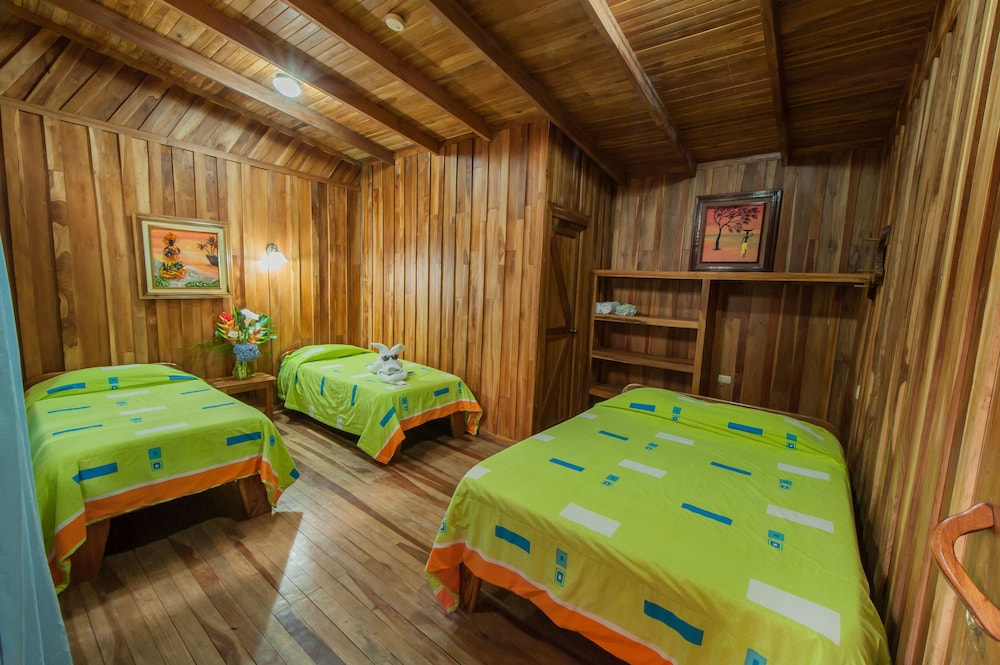 Quadruple Room photo 2