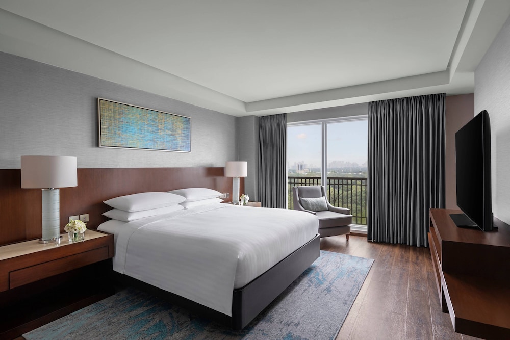 Junior Suite, 1 Bedroom - Photo 1