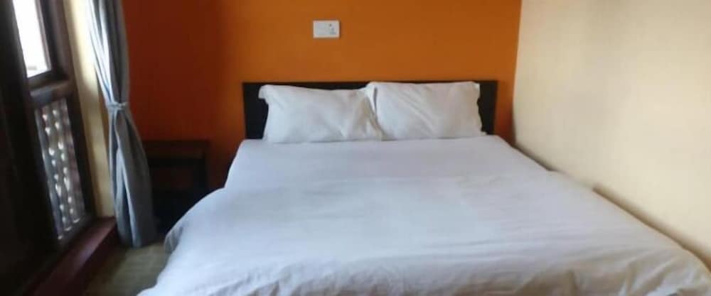 Family Quadruple Room, Multiple Beds, Mountain View photo 3