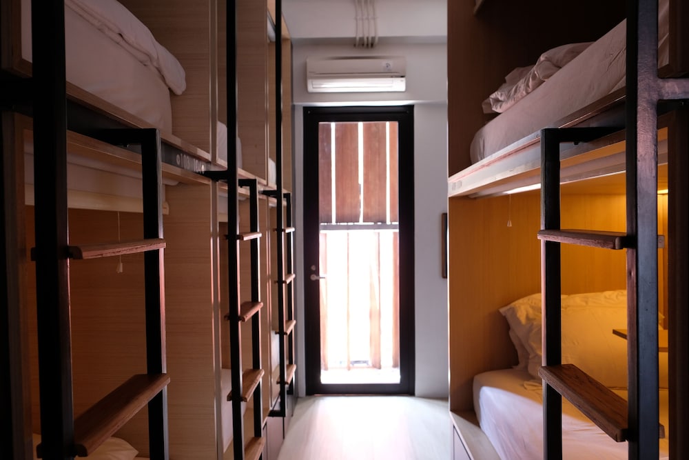 Mixed Dorm 10 Beds photo 2