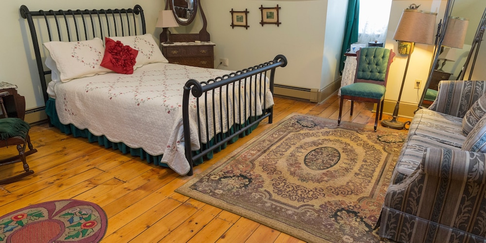 Standard Room photo 2