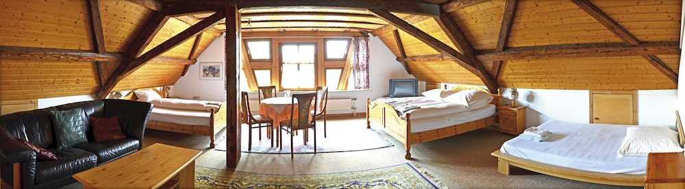 Quadruple Room photo 3