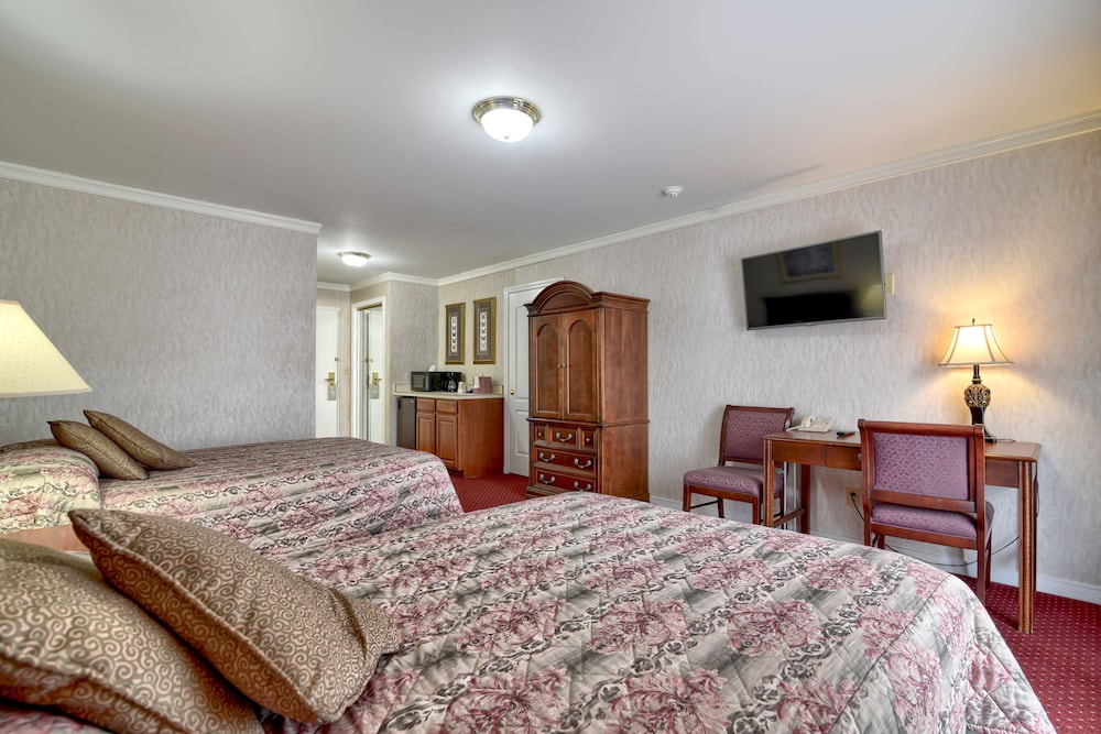 Val Kill Deluxe Room 2 Double Beds photo 3