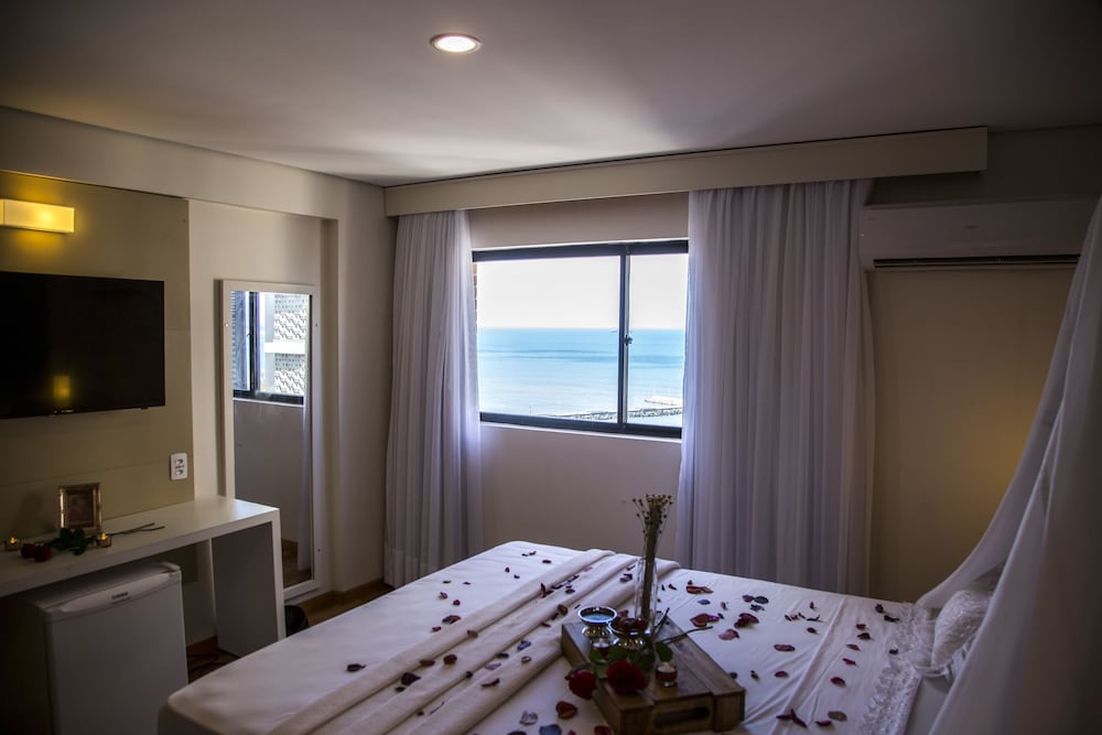 Premium Double Room - Photo 11