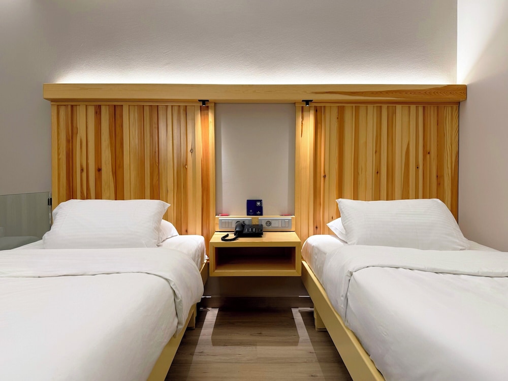 Superior Double or Twin Room - Photo 1