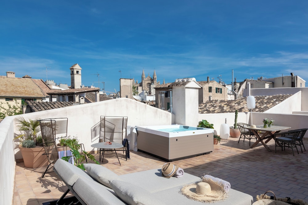 Suite with Hot Tub & Terrace Rooftop