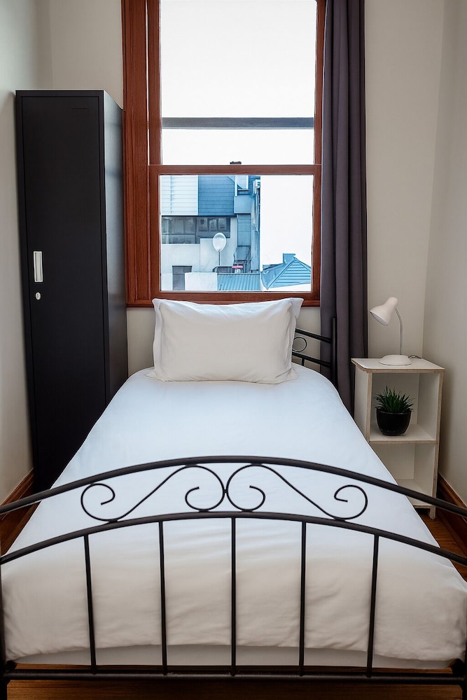 Single Room, City View