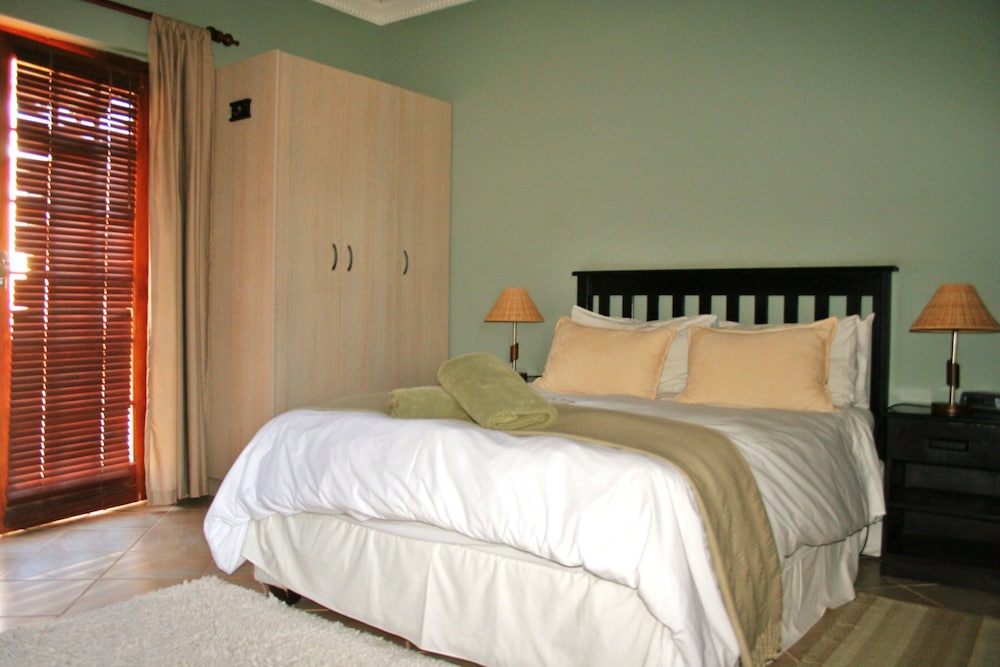 2 Bedroom Selfcatering Flat Nr7 photo 3