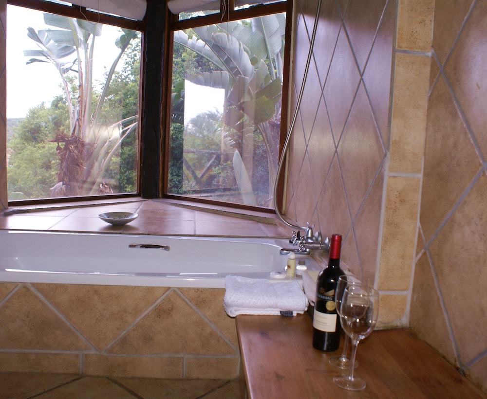 Room, River View - Photo 7
