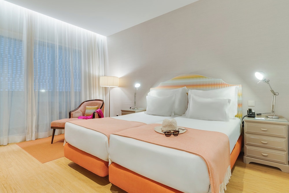Twin Room (Promenade) - Photo 2