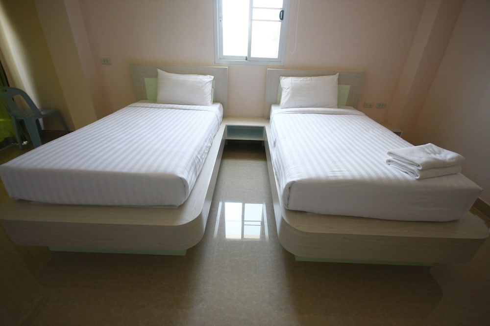 Standard Twin Room photo 3