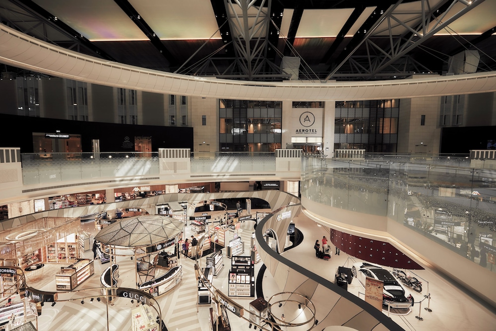 Superior Double - Atrium View (6 Hours Stay) photo 3