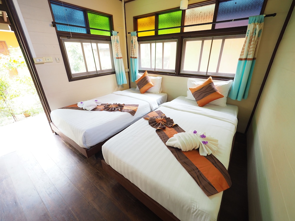 Wooden Bungalow photo 3