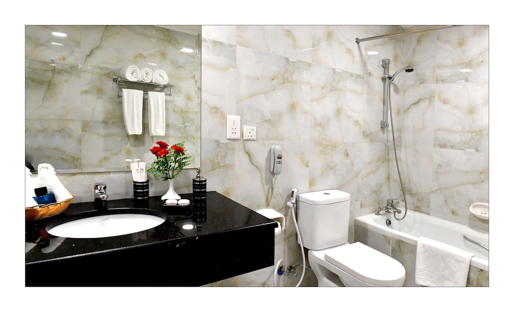 Standard Double or Twin Room, 1 Bedroom - Photo 4