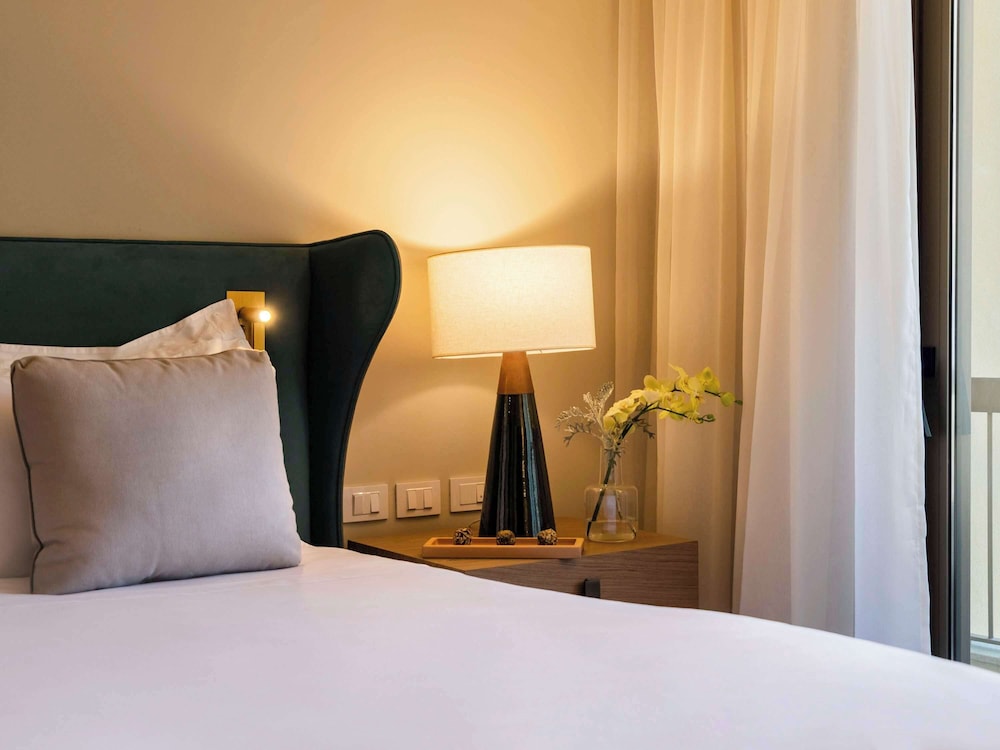 Deluxe Room, 2 Twin Beds, Sea View