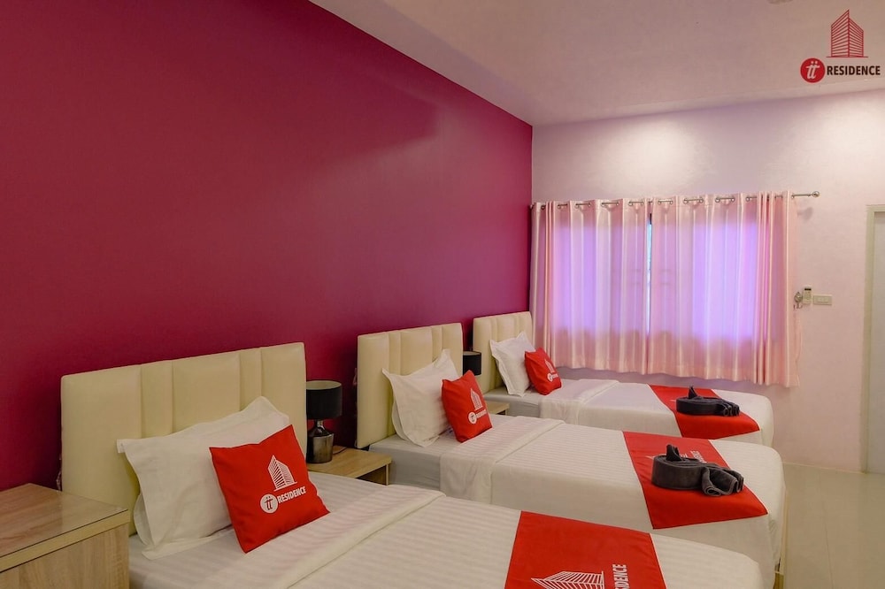 Standard Triple Room photo 2