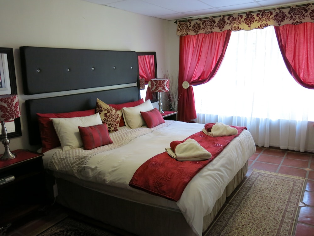 Double Room Self Catering photo 1