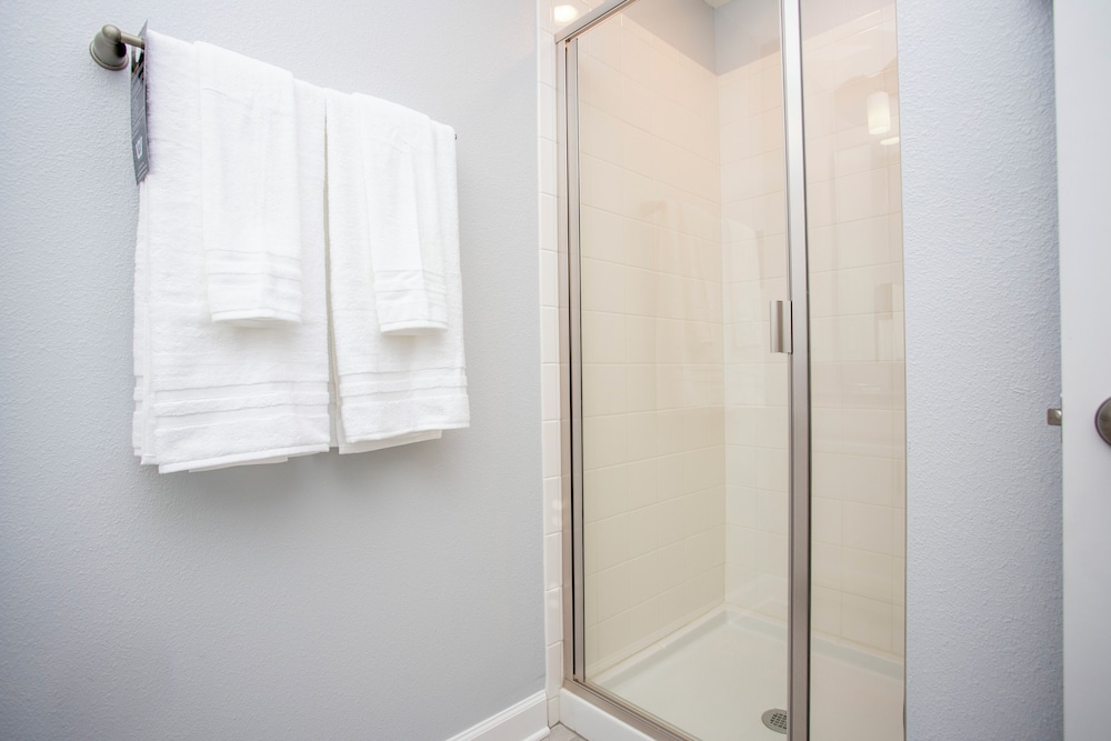 Luxurious 5 Bedroom w Pool Close to Disney 9017 Championsgateresort, 写真 30