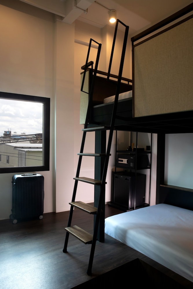 Standard Twin Room (Bunk Bed) photo 3