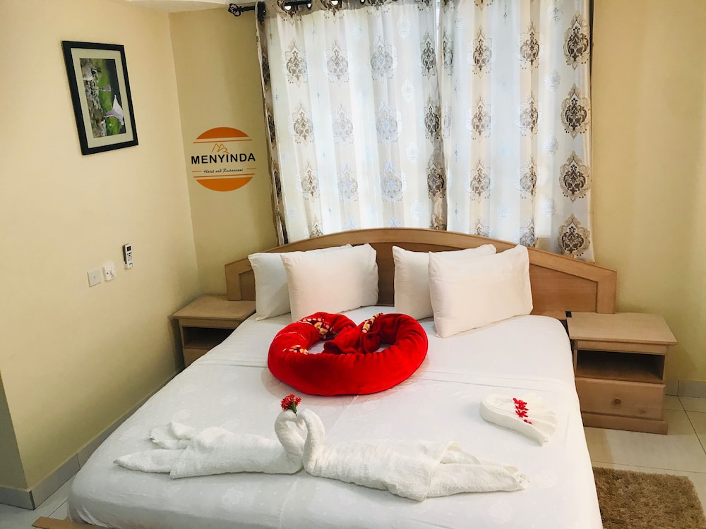 Executive Room, 1 Queen Bed, Accessible photo 3