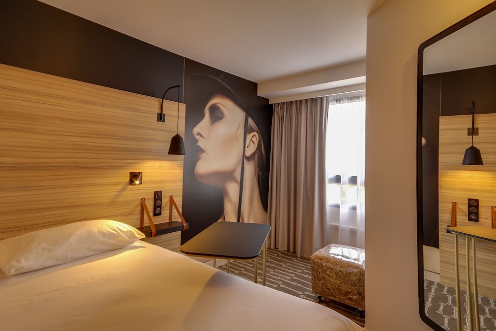 Standard Room, 1 Double Bed - Photo 6