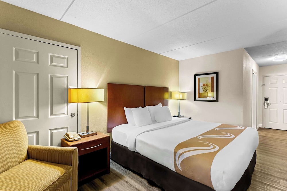 Room, 1 King Bed, Non Smoking - Photo 1