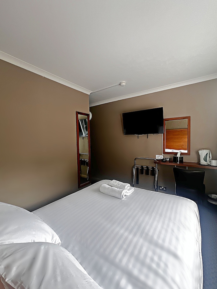 Economy Double Room photo 3