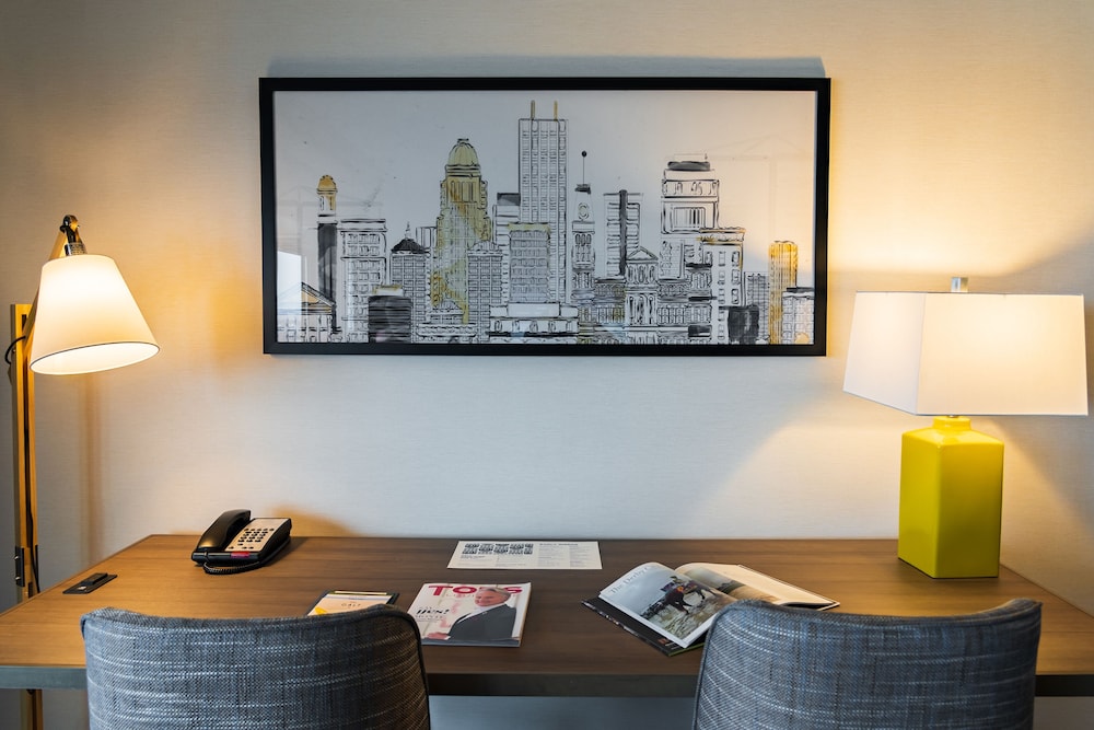 Executive Suite, 1 Bedroom, Non Smoking (2 Queens, East Tower) - Photo 2