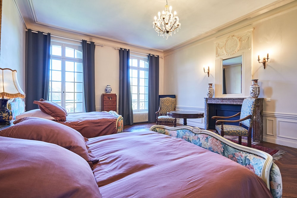Comfort Suite, Ensuite, Park View - Photo 8