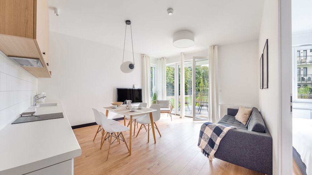 Apartment (2 F) photo 2