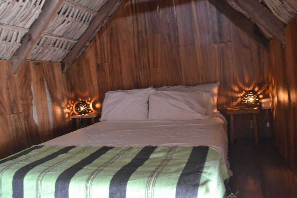 Deluxe Bungalow - Photo 4