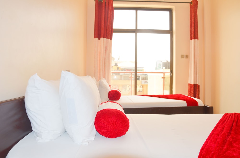 Twin Room, 2 Twin Beds, Balcony, City View photo 1