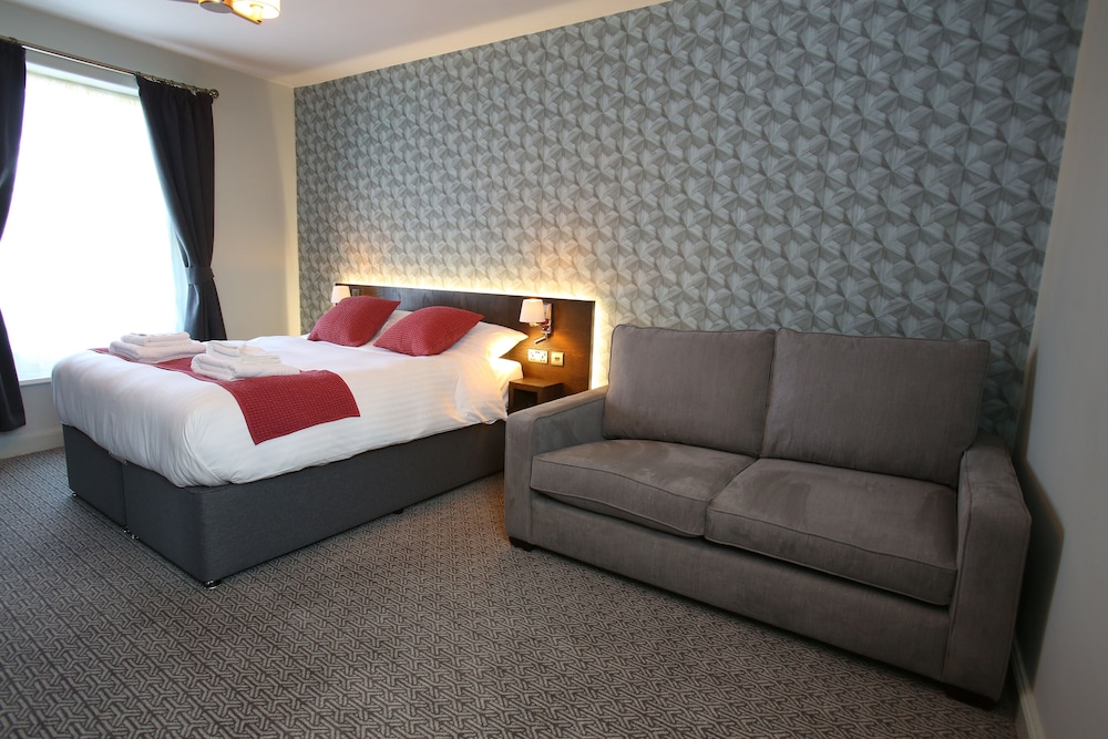 Double Room, Ensuite - Photo 5