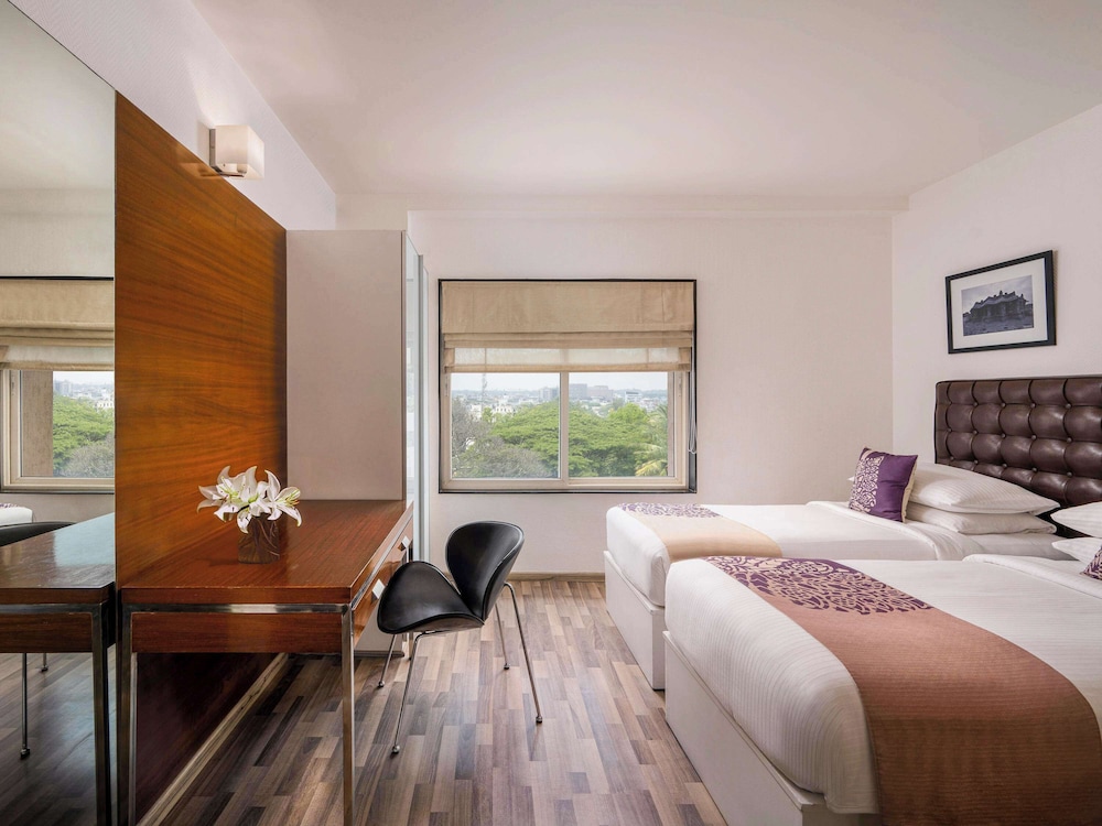Suite, 2 Bedrooms, Balcony photo 3