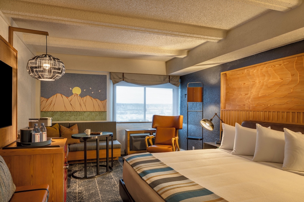 Room, 1 King Bed, Harbor View