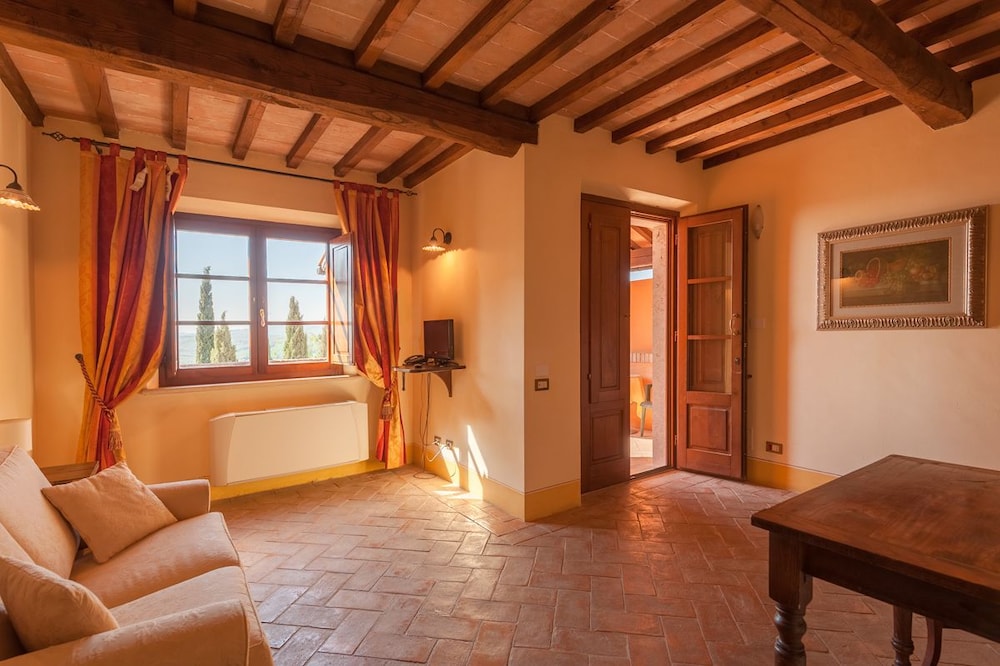 Superior Double Room, Valley View photo 2