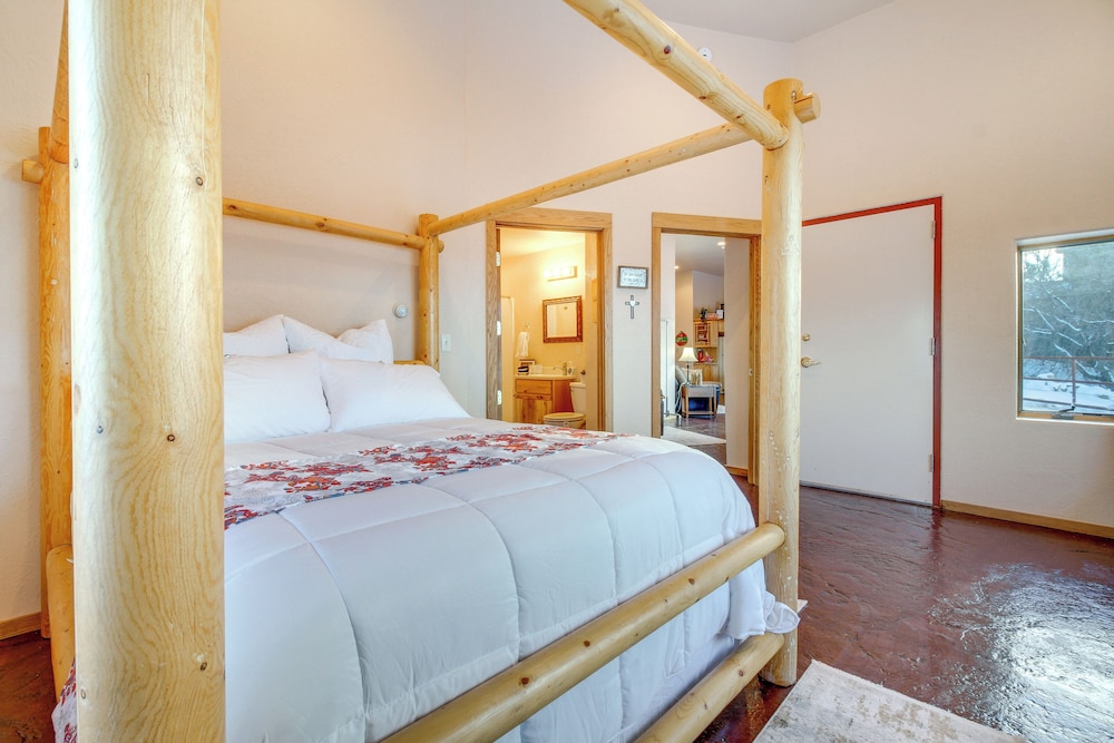 House (2 Bedrooms) photo 3