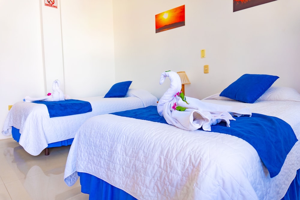Triple Room, 3 Twin Beds photo 3